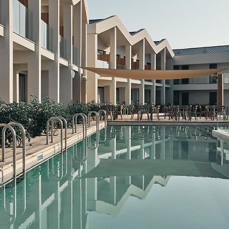 Aqua Bay Suites Plános Eksteriør bilde